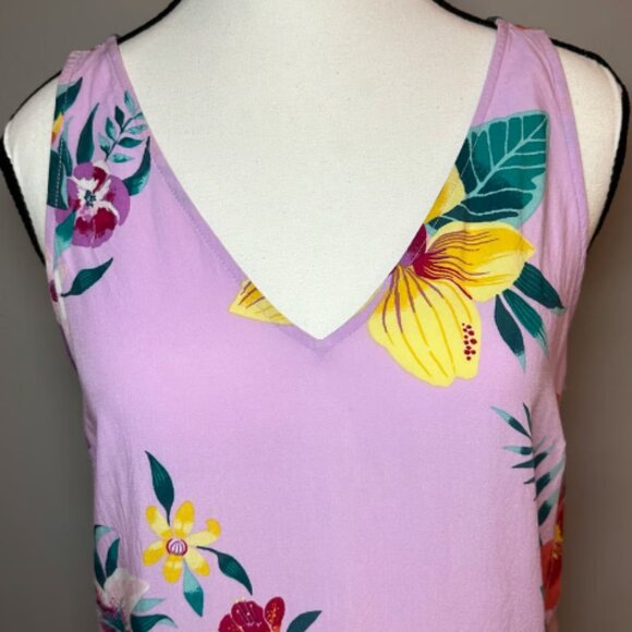 Sleeveless Floral Summer Top - Picture 3 of 5